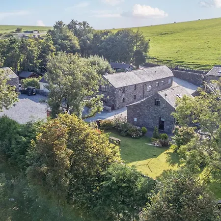 Holiday home Hill Side Barn *