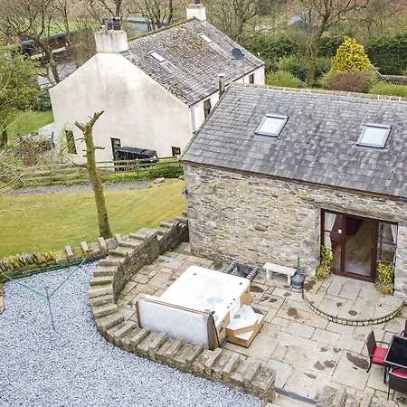 Hill Side Barn Holiday home Ireleth